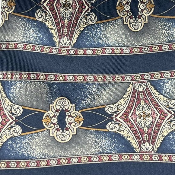 Vintage Halston Neck Tie Mens Standard Size Blue 100% Italian Silk Striped - Picture 2 of 7